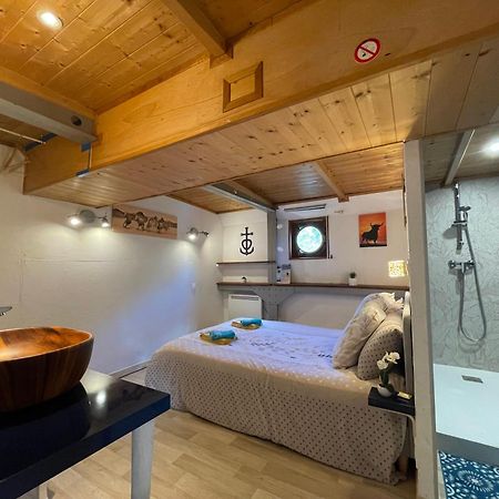 Péniche Le Pescalune - Chambre d'hôtes Arles Exterior foto